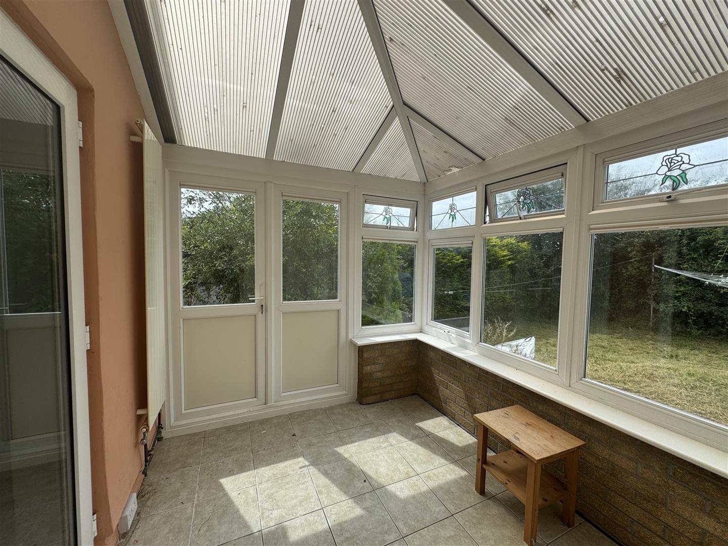 Gowerton Road, Three Crosses, Swansea, SA4 3PY